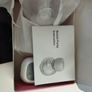 breast pump Image 5