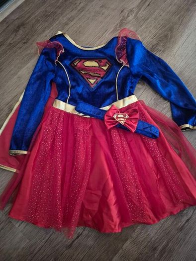 dress up