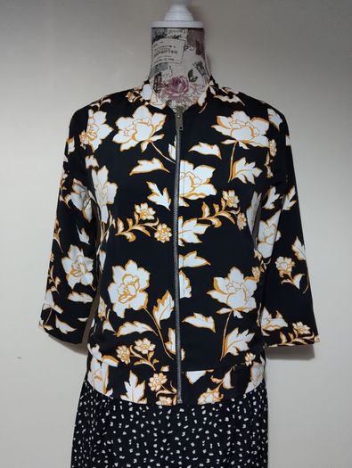 River Island Floral print Jacket, New With Tags