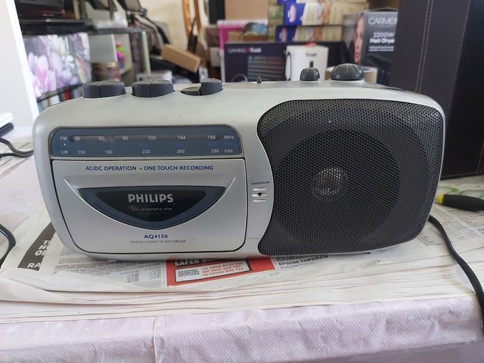 Philips Radio Cassette Recorder, Model AQ4150, both Radio & tape working great, very good condition