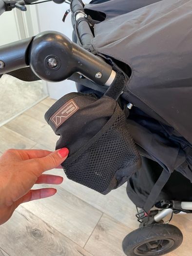 Mountain buggy duet with newborn carry cot and buggy board, complete set for 3 children