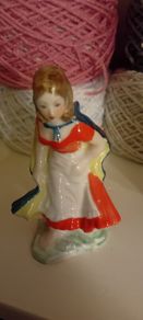 Small Dresden Figurine