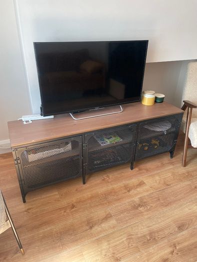 TV Unit