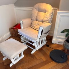 KUB Feeding Chair and Footstool