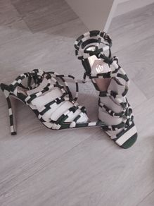 river island heels