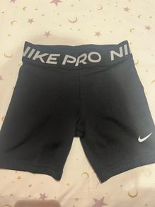 Girls Nike Pro Shorts 7-9 years