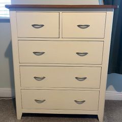 Bedroom Furniture Set