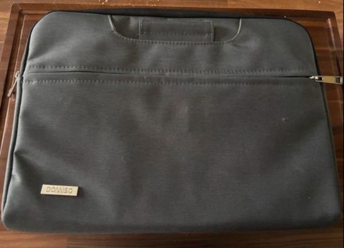 Domiso Laptop Sleeve / Laptop Cover