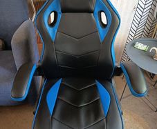 Gaming chair in blue/black