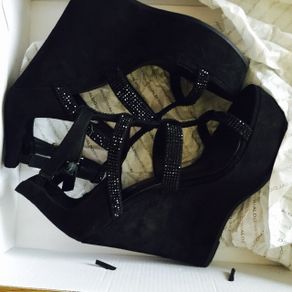 Aldo wedges