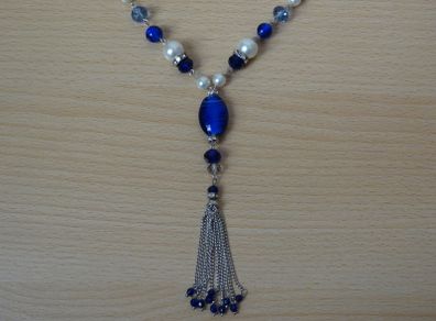 Pulse beautiful blue necklace never worn