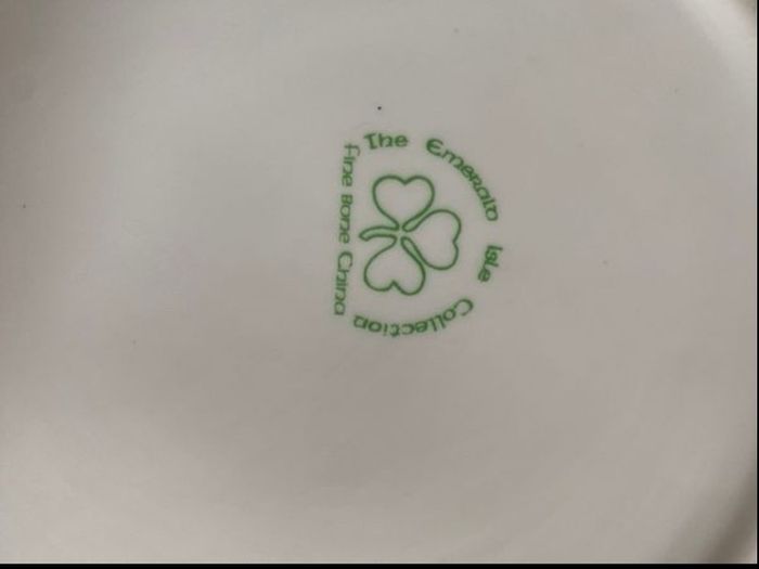 MAYFAIR  Indian Tree China plate and EMERALD ISLE pitcher