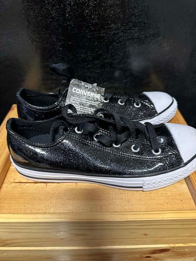 Converse Size 3