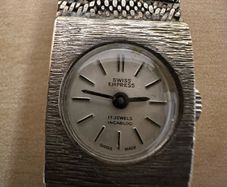 ladies silver watch