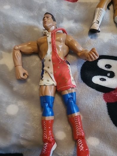 13 WWE wrestling figures