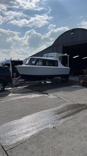 21 ft Boat with trailer