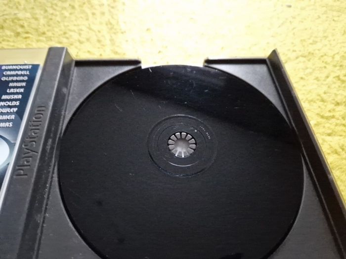 Tony Hanks Skateboarding PlayStation1 ps1 PlayStation2 ps2 games Original