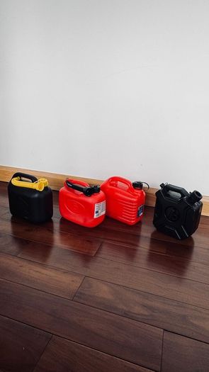Jerry Can 4 x