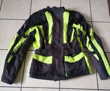 Motorcycle jacket