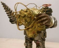 Rare Bioshock 'Big Daddy' Figurine