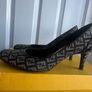 Fendi shoes - sz 39 Image 2