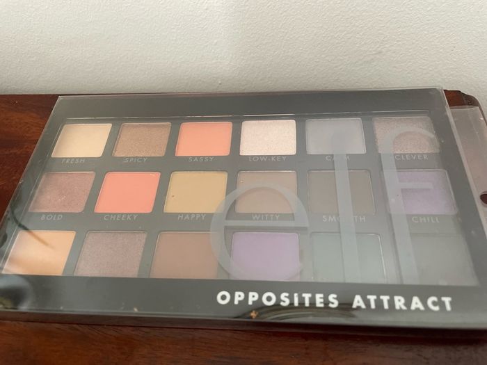 Elf eyeshadow palette - New