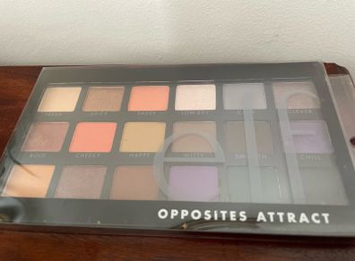 Elf eyeshadow palette - New