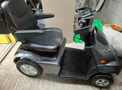 TGA Mobility Scooter  Breeze S4