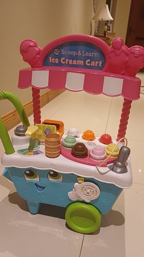 Leapfrog Scoop and Learn Ice Cream Cart