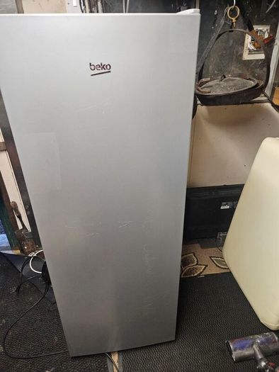 fridge larder