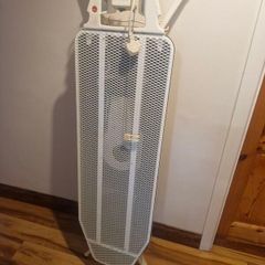 free plug in ironing board