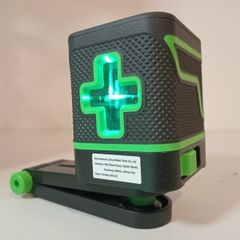 Laser level Hilda with magnetic mount