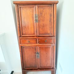 Chinese Cabinet