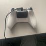xbox one controller with battery pack Image 2