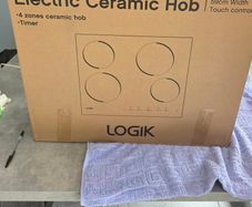 Electric induction hob
