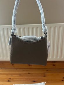 Women handbags