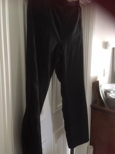 Size medium Ping, Ladies golf waterproof  suit