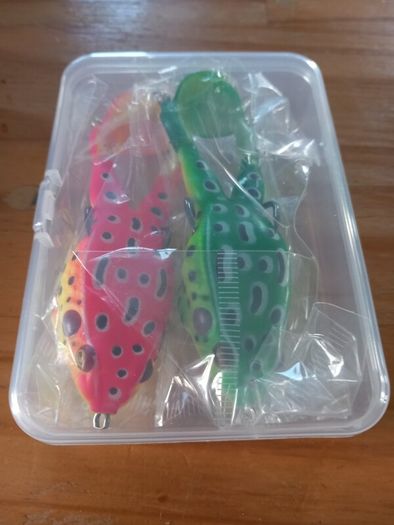 fishing Rubber frog baits x2