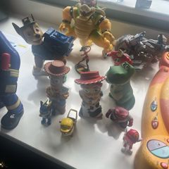 Free toys