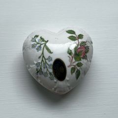 Vintage Aynsley China trinket box