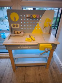 Toy work bench