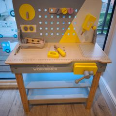 Toy work bench