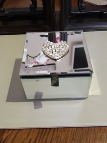 Trinket box