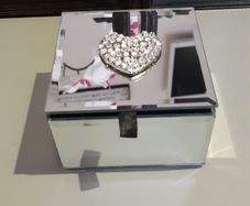 Trinket box