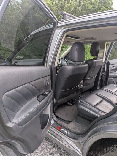 Mitsubishi Outlander 2016