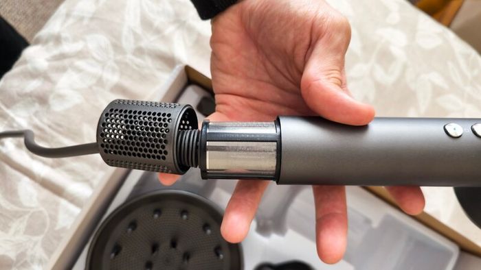 Hair dryer Magnetic heads