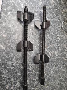 Spring compressor