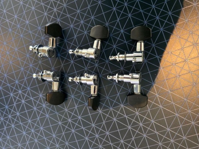 PRS Low-mass Tuners