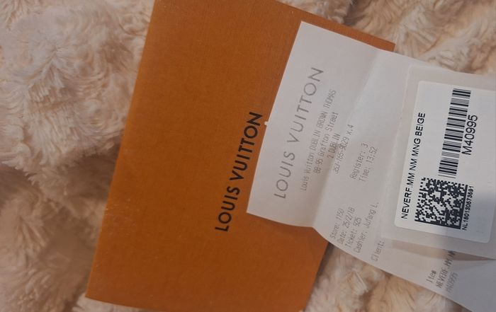 Louis Vuitton Authentic Neverfull MM
