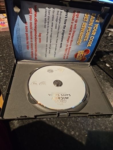 Mickey Saves Santa DVD
